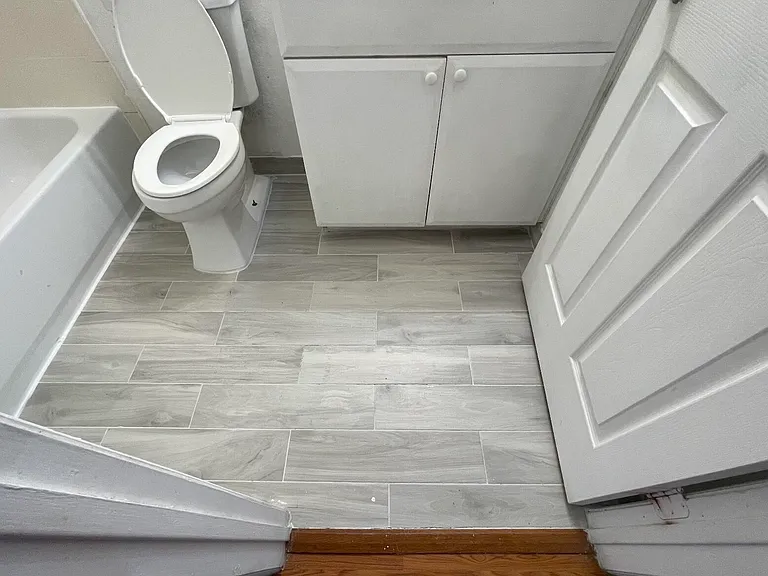 880 Pipers Cay Dr — Photo 9