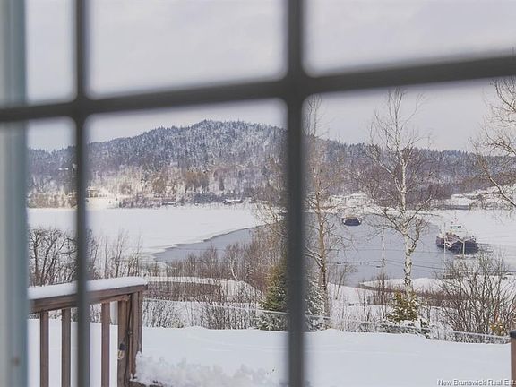 2nd image of 23 Merritt Hill Rd