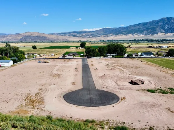 7 W 725 N, Monroe, UT 84754