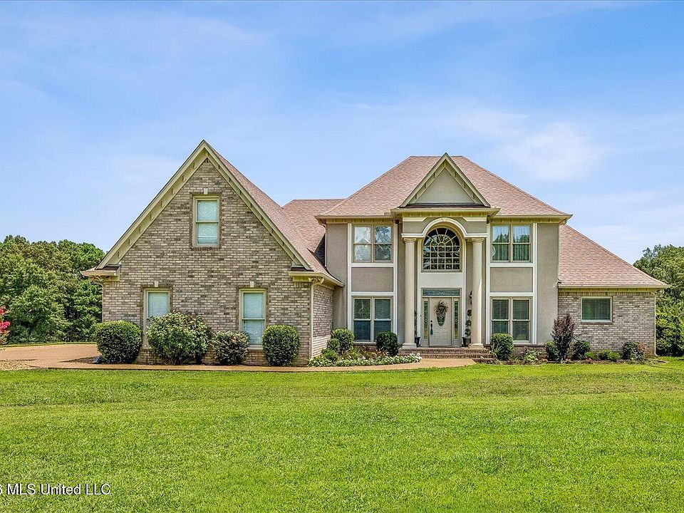 1st image of 4620 Thompson Ln