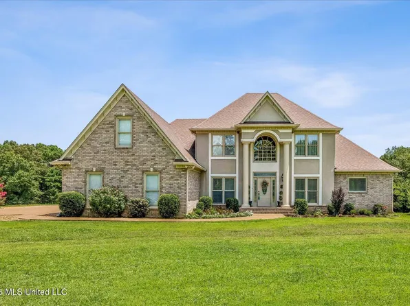 4620 Thompson Ln, Byhalia, MS 38611