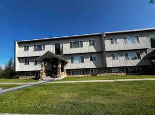 73-1 Slater Dr W, Fairbanks, AK 99701