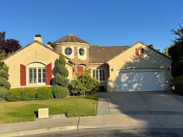 4707 Chestnut Ct, Dublin, CA 94568