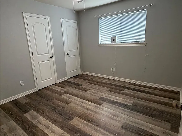 2418 Tinechester Dr — Photo 11