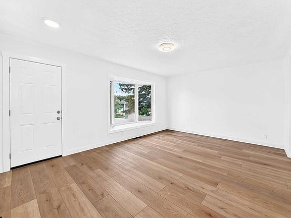 5th image of 5603 E Trelle Dr NE