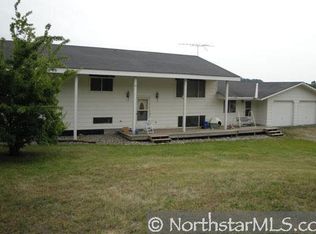 2002 70th St W, Northfield, MN 55057