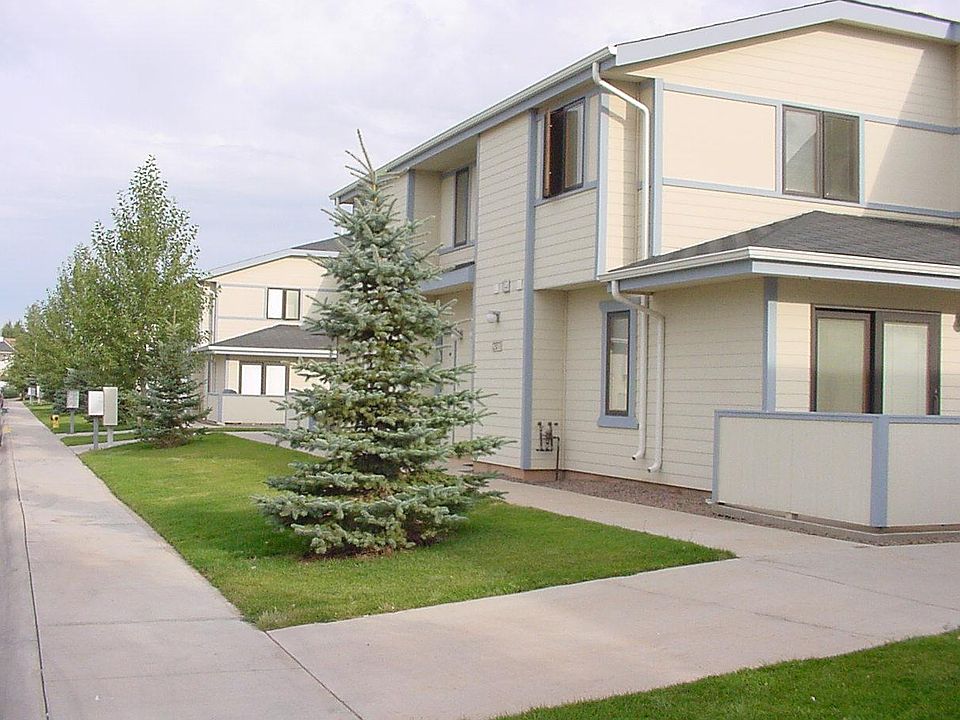 1st image of 1931 Alsop Ln #207