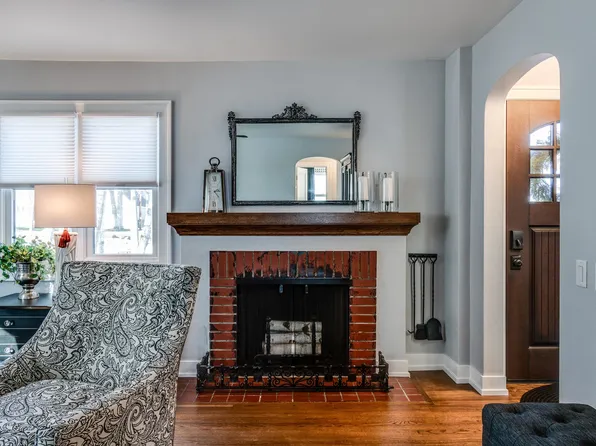 2501 Waunona Way, Madison, WI 53713