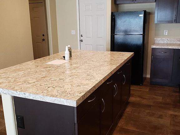 4th image of 183 Valle Dr