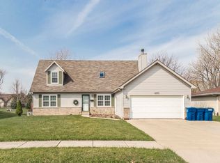 1813 Barthelone St, Crest Hill, IL 60403