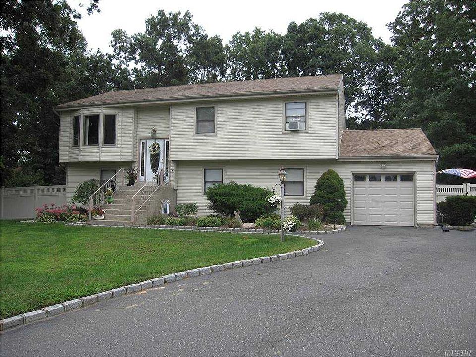 6 Libes Ln, Centereach, NY 11720 Zillow