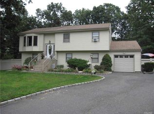 6 Libes Ln, Centereach, NY 11720