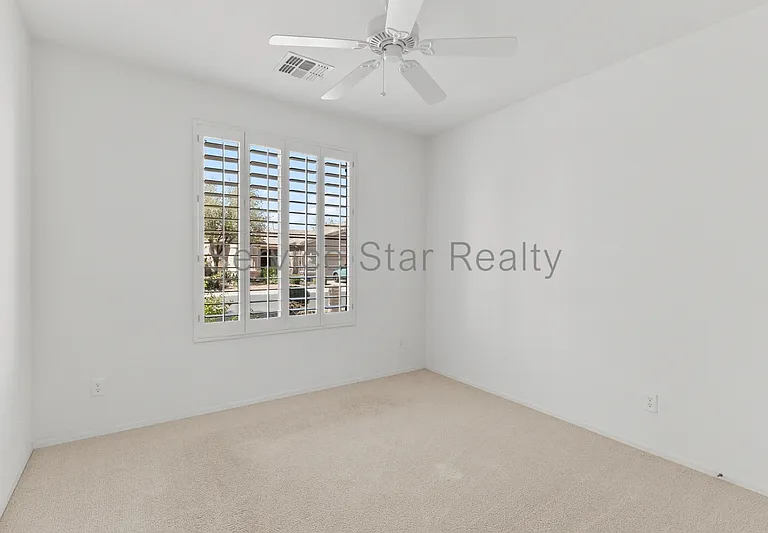42181 W Basie Ln — Photo 6