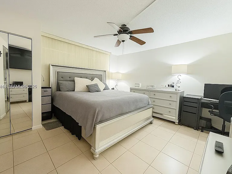 12500 SW 5th Ct #112M — Photo 7