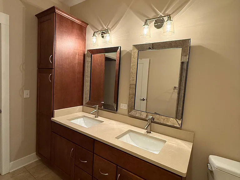 83 E Church St #111 — Photo 19