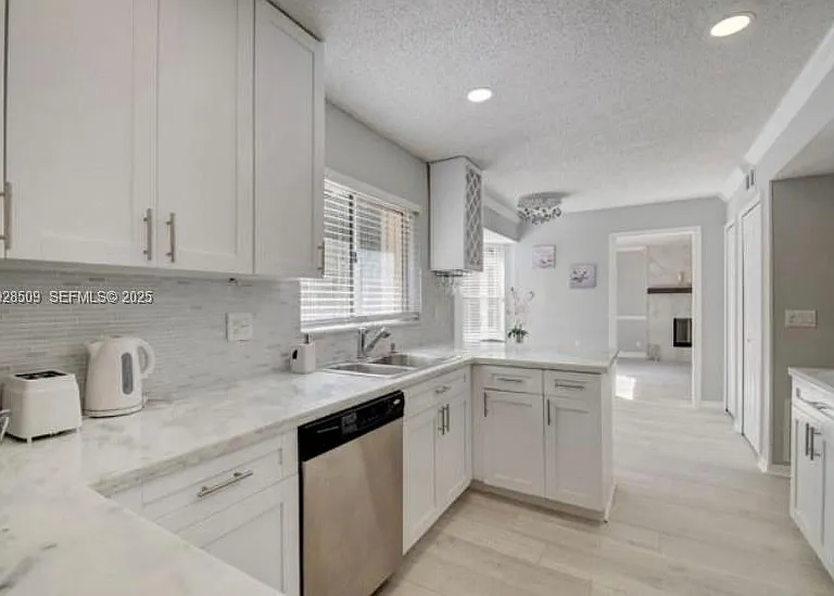 12980 Blue Lake Dr — Photo 10
