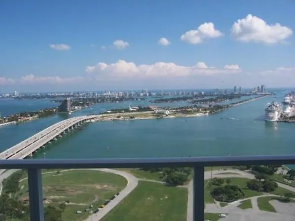 1040 Biscayne Blvd APT 3506, Miami, FL 33132