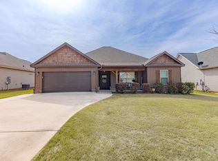 302 New Hope Dr, Perry, GA 31069