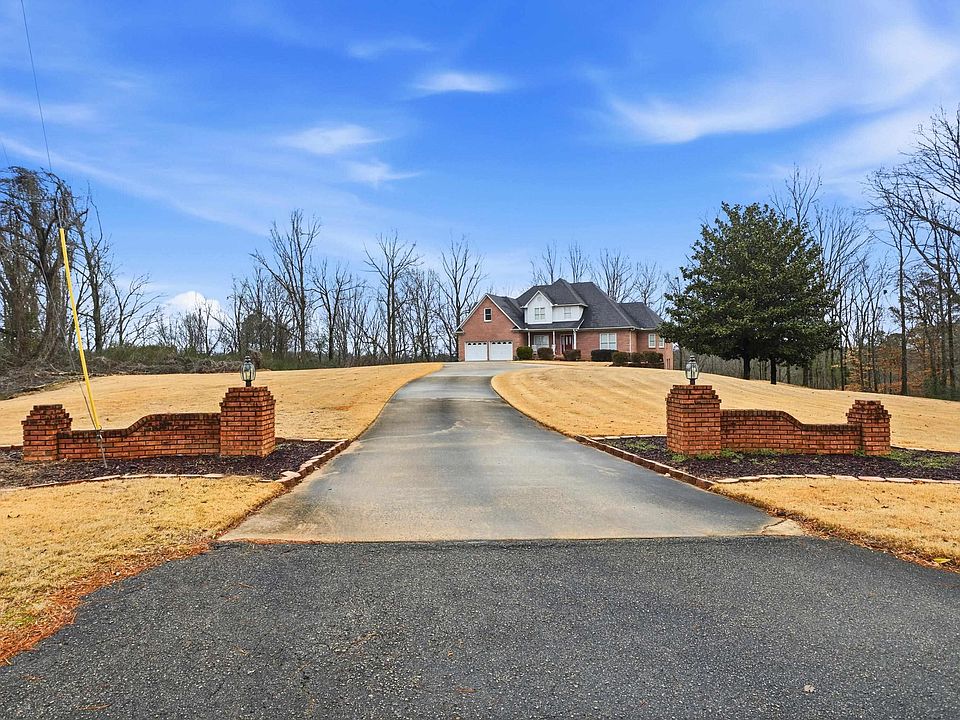 1st image of 546 Kennedy Rd