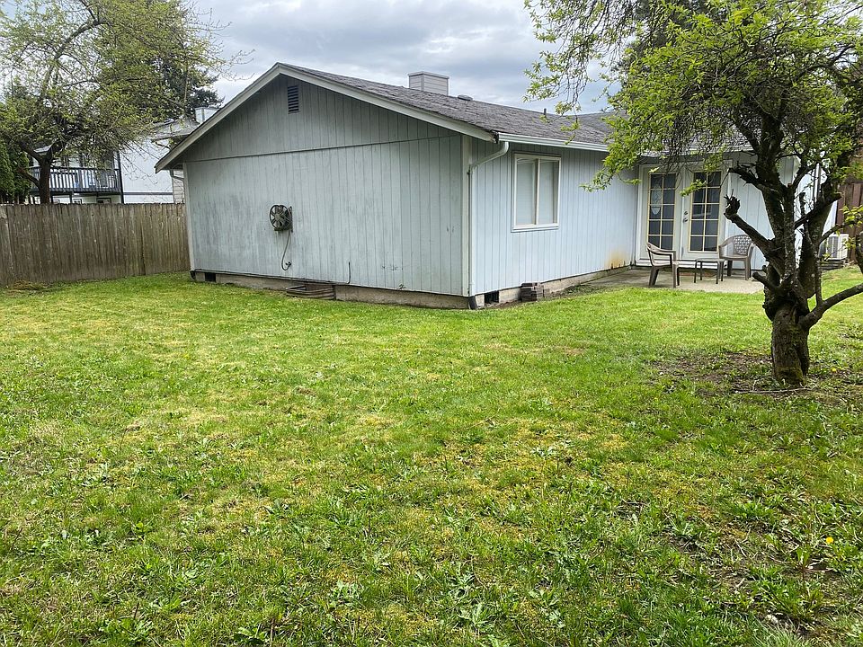 1st image of 1222 S 72nd St