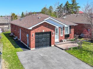 332 Mary St W, Kawartha Lakes, ON K9V5X5
