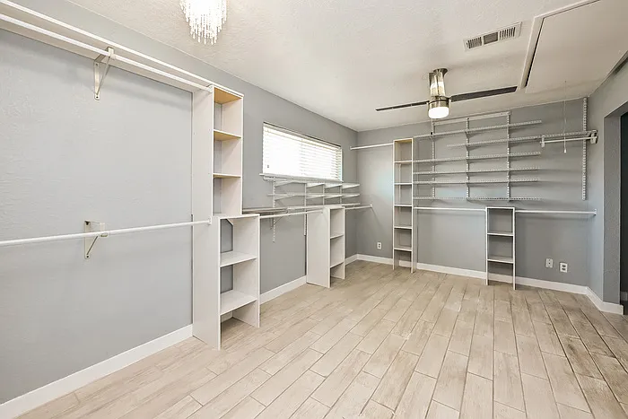 228 Barracuda St — Photo 12