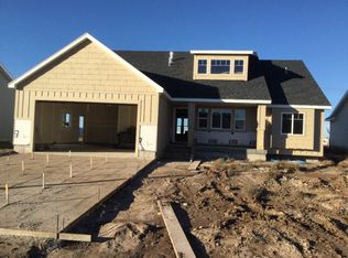 358 N Pointe Dr, Idaho Falls, ID 83401