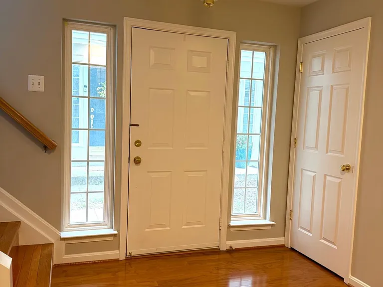 46190 Walpole Ter — Photo 3