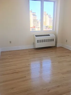 Rented by Town Residential | media 9