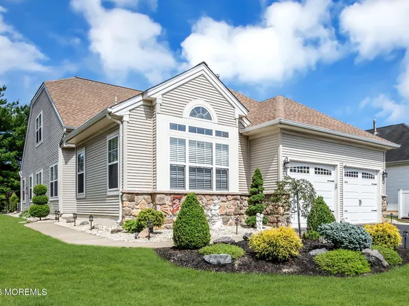 9 Ignatius Drive, Manchester, NJ 08759