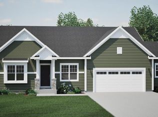 9428 S Parkside Ln, Franklin, WI 53132