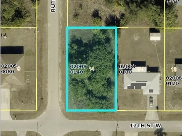 3312 12th St W, Lehigh Acres, FL 33971