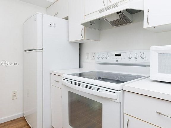 3rd image of 12172 Saint Andrews Pl APT 104