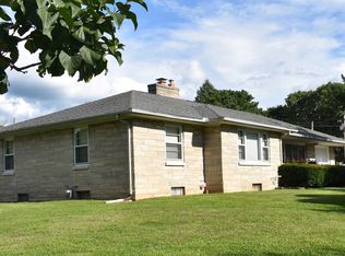 9 N Harrison St, Bloomfield, IN 47424