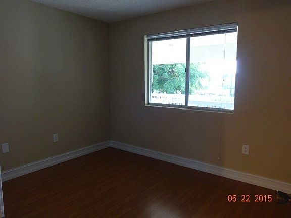 5th image of 98342 Windward Ave