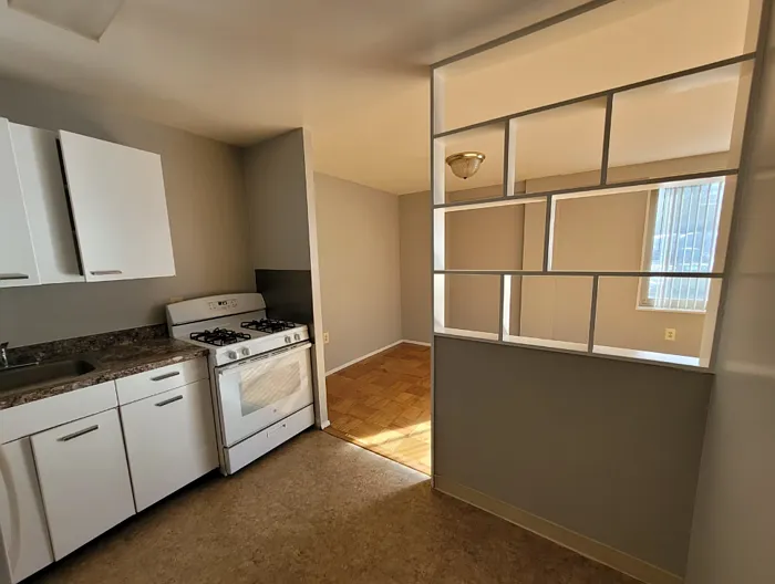 499 Silver Spring Ave #611 — Photo 14