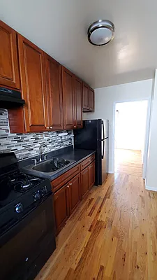 Rented by BRICK & GALO REALTY CORP | media 10