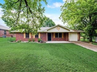 1406 Franklin St, Weatherford, TX 76086