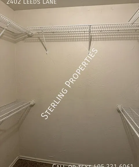 2402 Leeds Ln — Photo 31