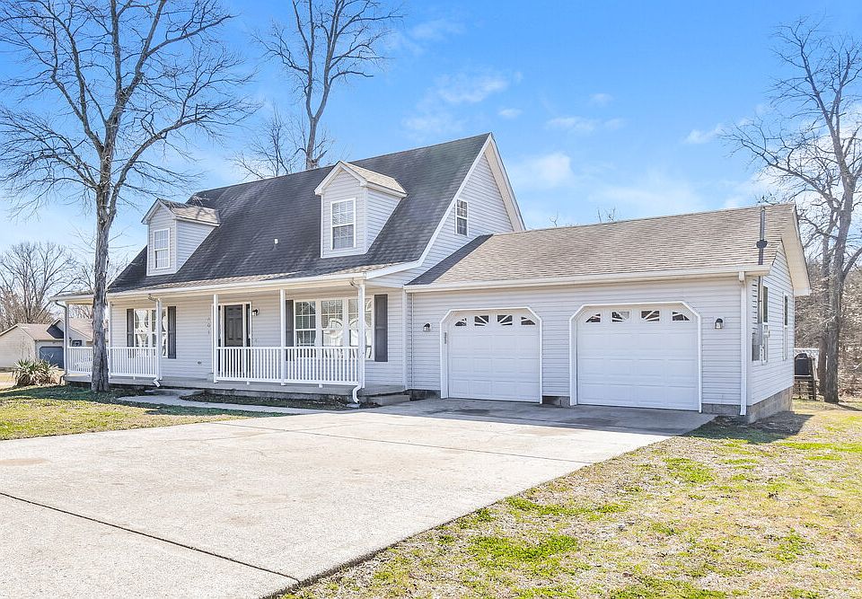 1st image of 401 Wildwood Dr