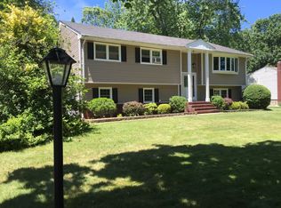 8 Crescent Dr, Parsippany, NJ 07054