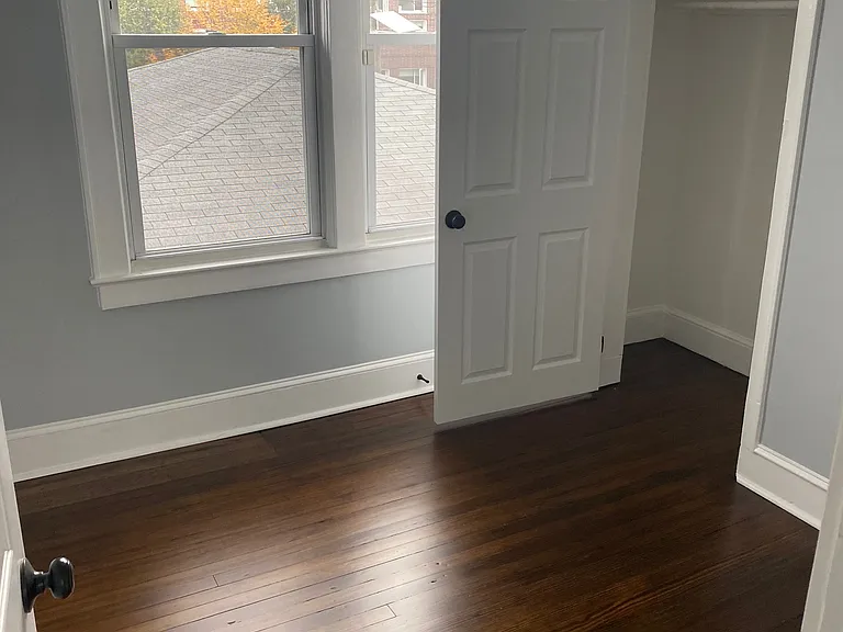 105 W 17th St #2F — Photo 13