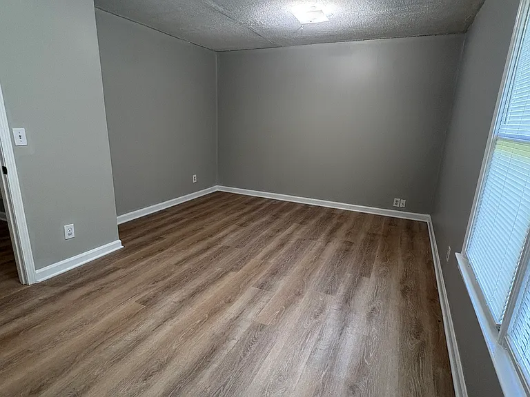 2700 Fort Daniels Dr — Photo 49
