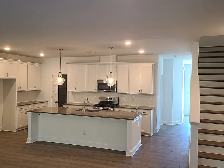 2067 Maggie Valley Dr — Photo 23