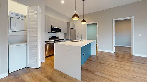 Floor plan 2BR/1BA
