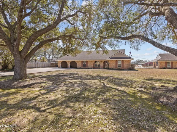 350 Teljean Rd, Lafayette, LA 70503