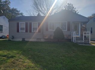 1491 Crescent St, Inkster, MI 48141