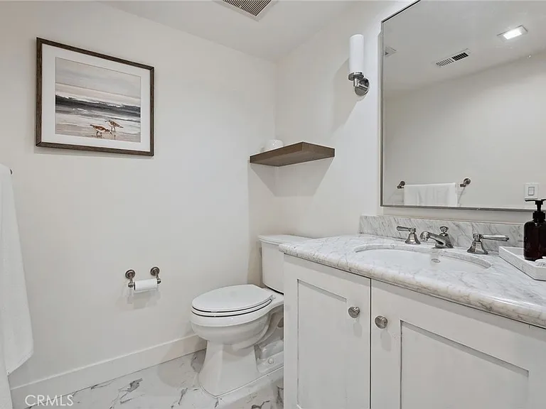 4372 Park Vicente — Photo 19