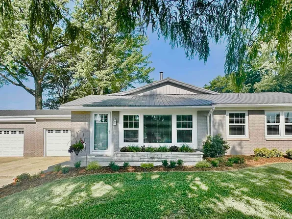 1202 N Chestnut St, Huntingburg, IN 47542