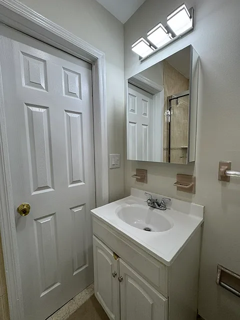 3 bed, $3,100 — Photo 3